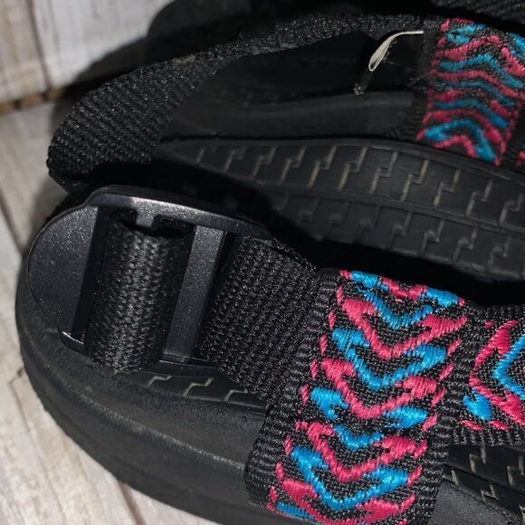AIRWALK AZTEC STRAPY SANDALS SIZE 7 - Picture 4 of 15